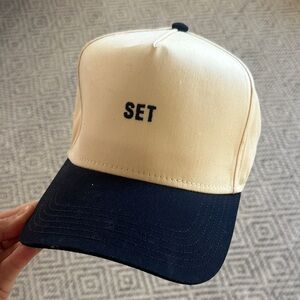 SET Active Cream Cap